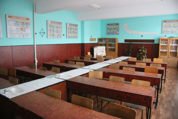 Laborator Chimie Scoala Gimnaziala "Lucian Blaga" Satu Mare